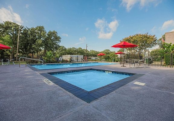 4th image of 1900 Carl Rd #20-130