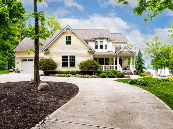 20 Forest Bay Ln, Cicero, IN 46034