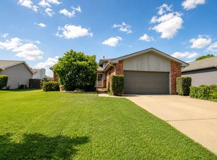 2212 Susanna Way, Crest Hill, IL 60403