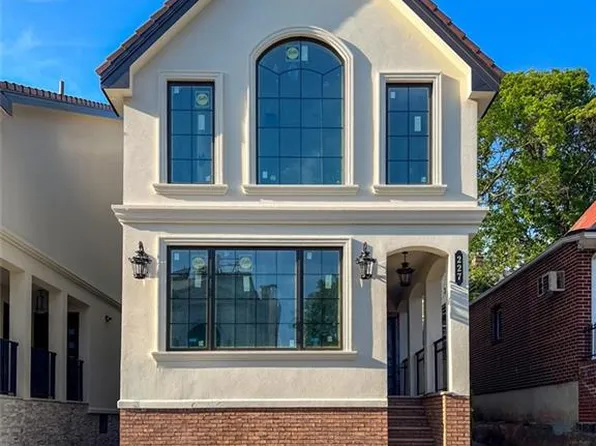 227 77th St, Brooklyn, NY 11209