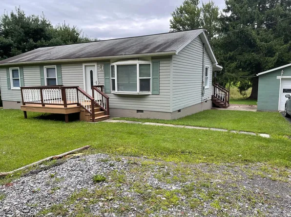 3657 Grafton Rd, Morgantown, WV 26508