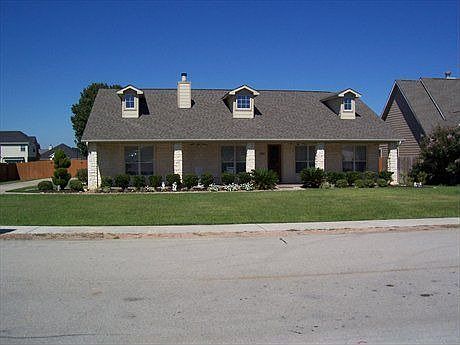 1st image of 292 Berkley Dr