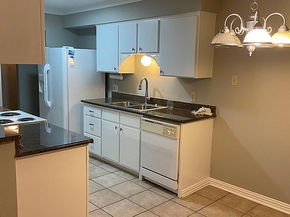 4th image of 7013 Southampton Dr