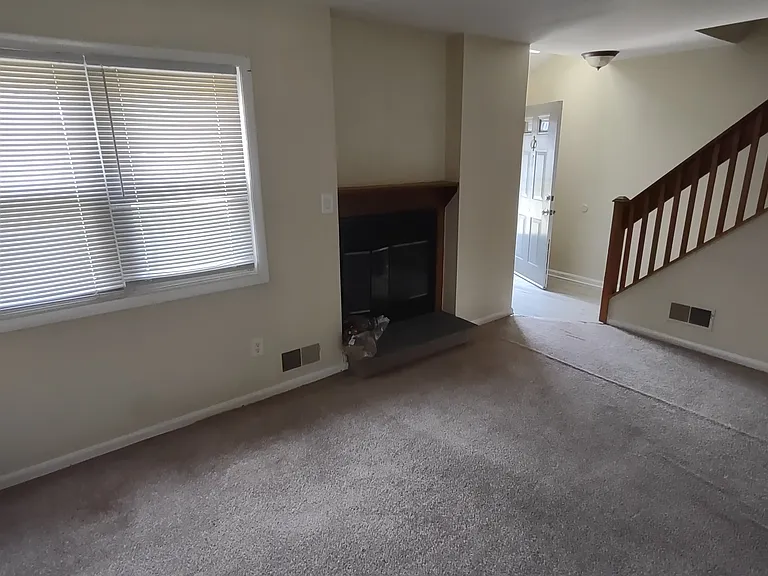 217 E Green Valley Cir — Photo 3