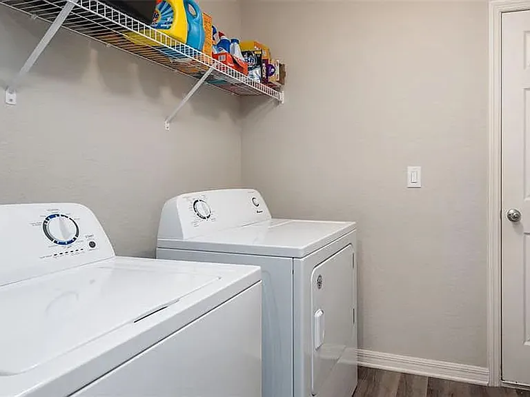 3902 White Ibis Rd — Photo 2