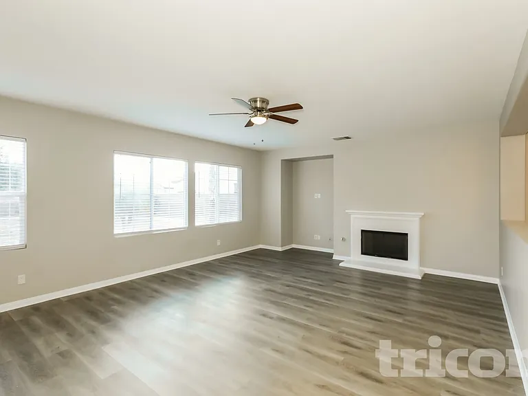 41808 Davidson St — Photo 7