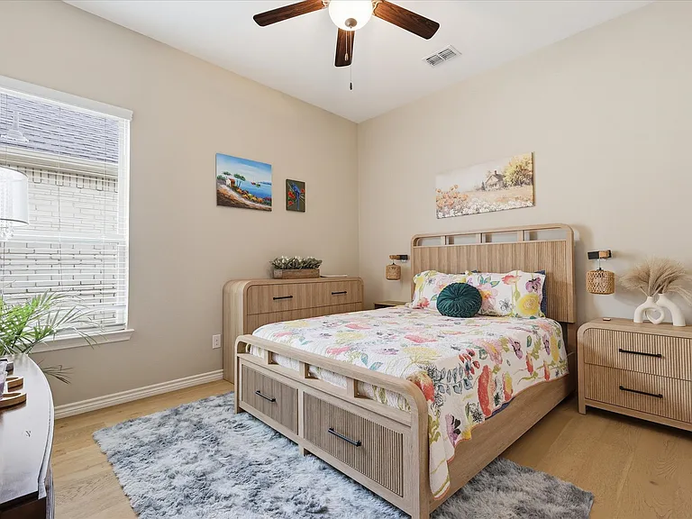 616 Lake Cove Dr — Photo 31