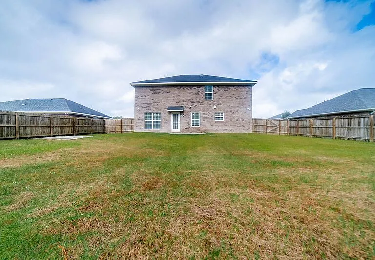 211 Augusta Way — Photo 45