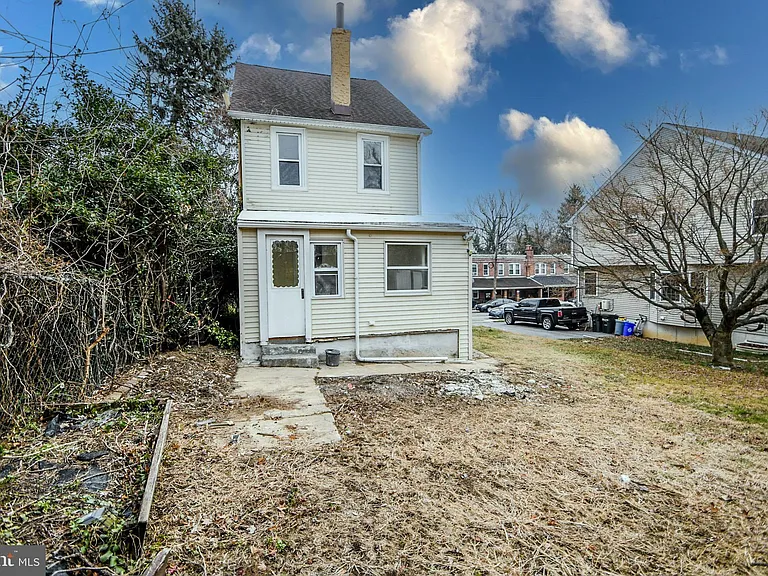 3817 Dennison Ave — Photo 24