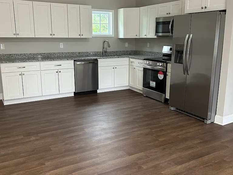 104 Whileaway Ct — Photo 2