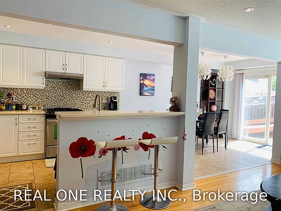 3rd image of 3130 Cabano Cres