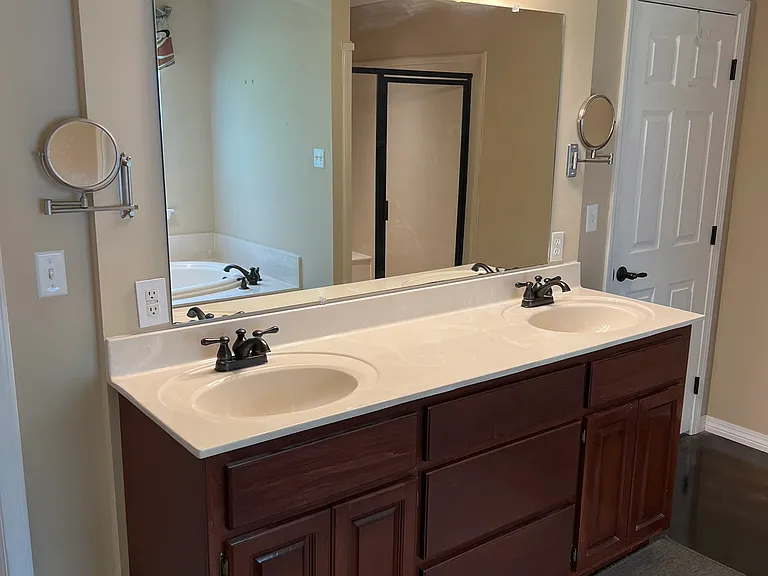 4785 Sharpless Dr E — Photo 12