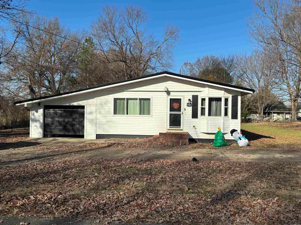 1108 W 3rd St, Fulton, KY 42041