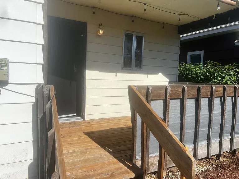 1509 N 12th St — Photo 14
