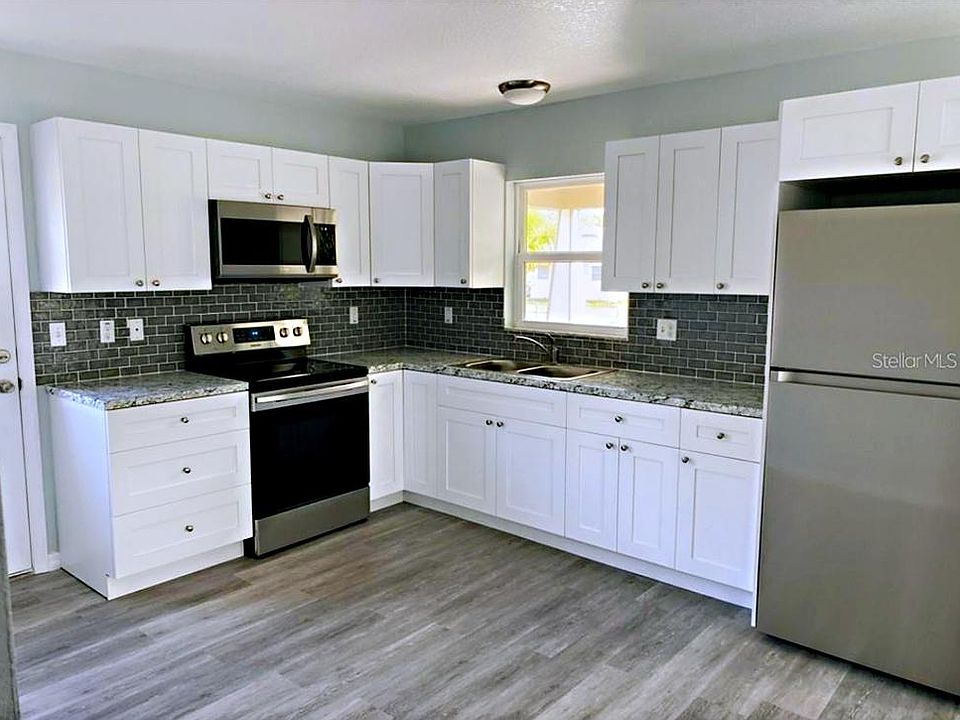 1st image of 2821 6th St S