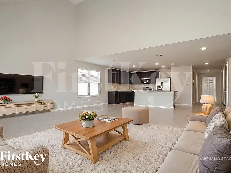 29018 Innes Park Pl — Photo 4