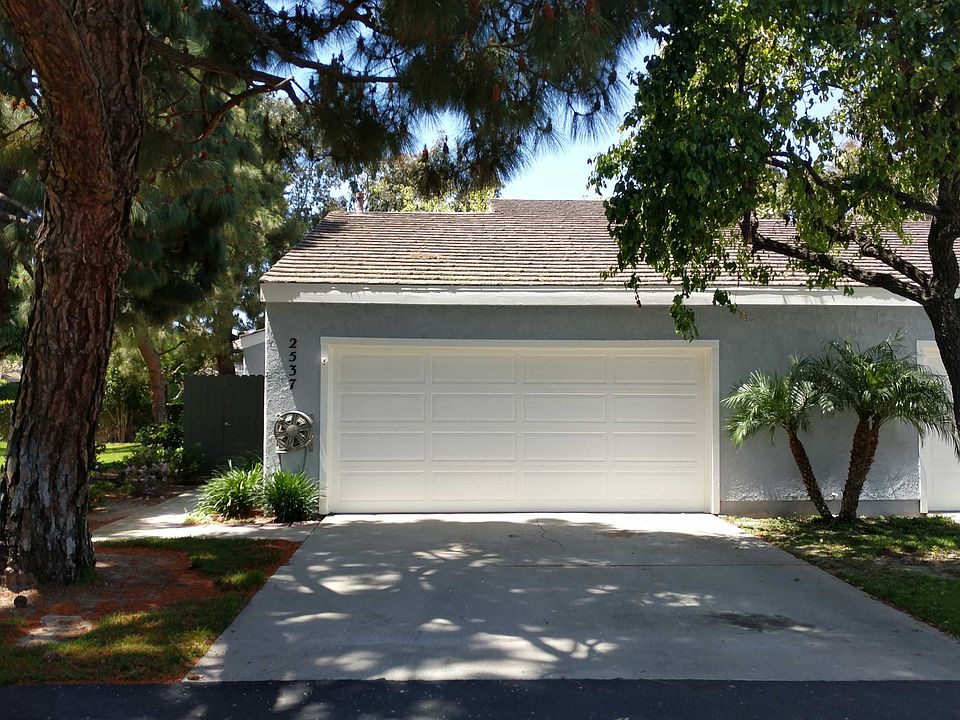 1st image of 2537 Broderick Way