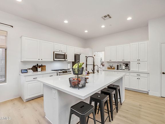 4th image of 2822 W PLUM HOLLOW Drive