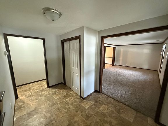 2nd image of 5720 Lionel Dr