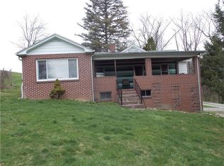 111 Zizan Ln, Ligonier, PA 15658