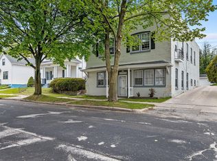 1308 S 15th St, Manitowoc, WI 54220