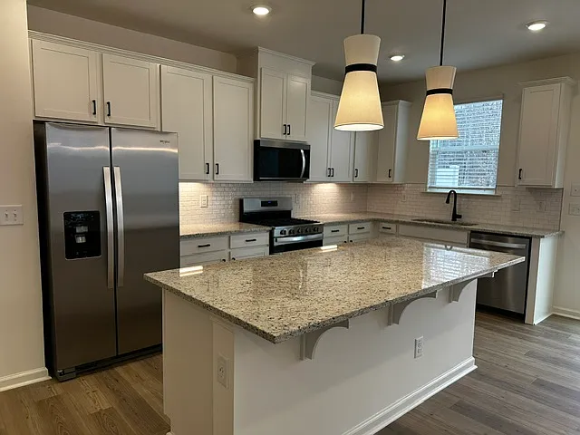 6231 Old Tavern Dr — Photo 3