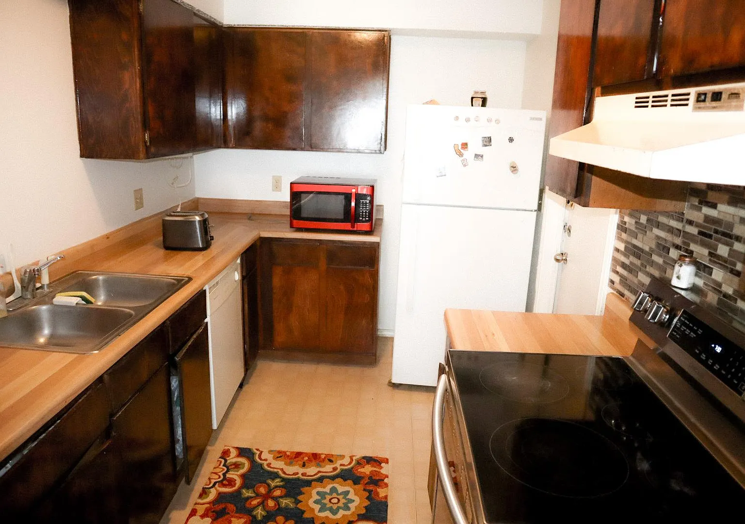 2 bed, 993 sqft, $1,400 — Photo 3