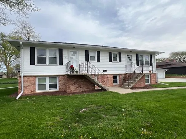 4713 Ontario St, Ames, IA 50014