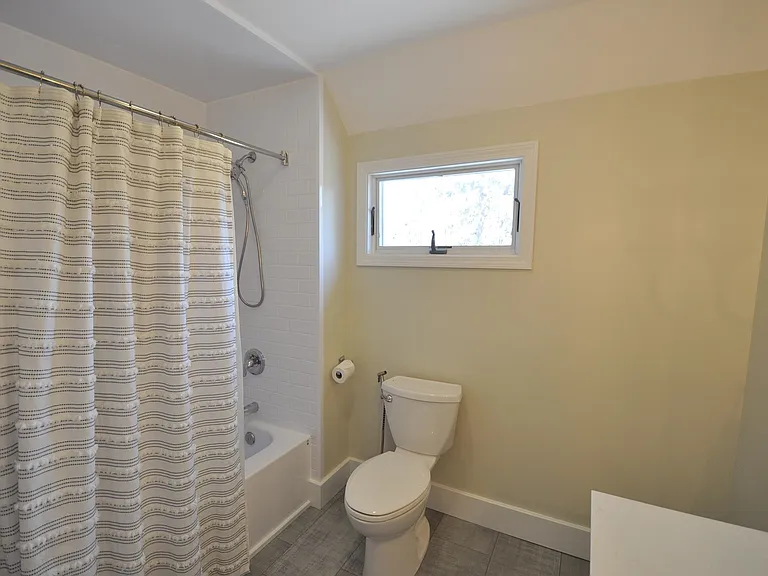 7190 Main St — Photo 38