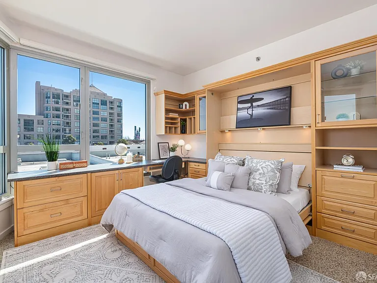 219 Brannan St #5G — Photo 25