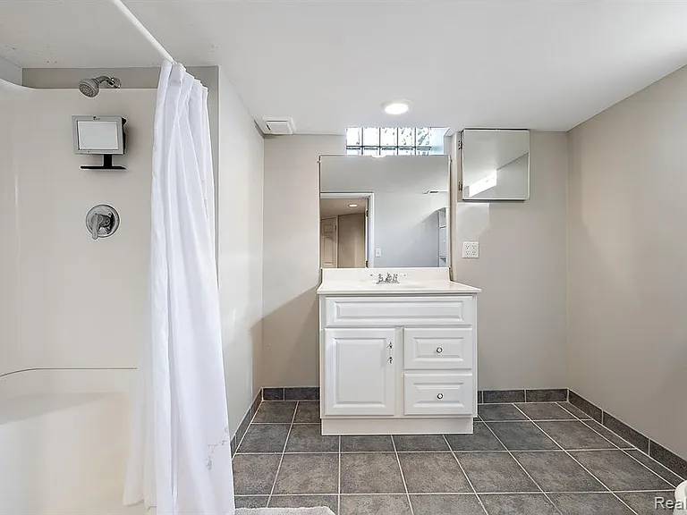 1581 Cheltenham Rd — Photo 23