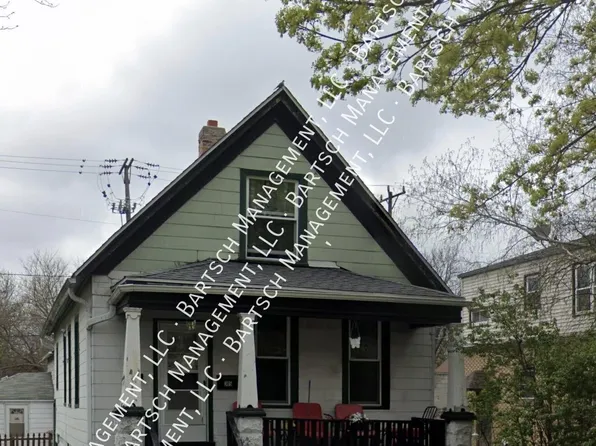 305 N 41st St, Milwaukee, WI 53208