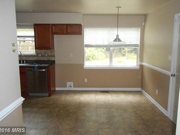 5th image of 5809 Danielle Dr