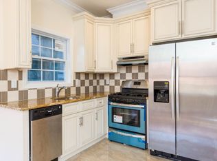 605 Bergen Ave #1, Jersey City, NJ 07304
