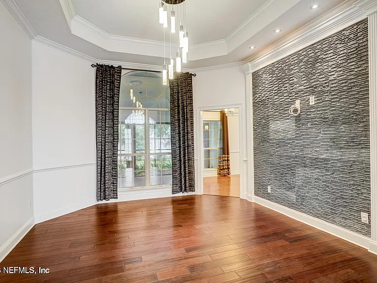 2569 Scott Mill Dr S — Photo 10