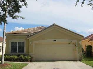 829 Tanglewood Cir, Weston, FL 33327