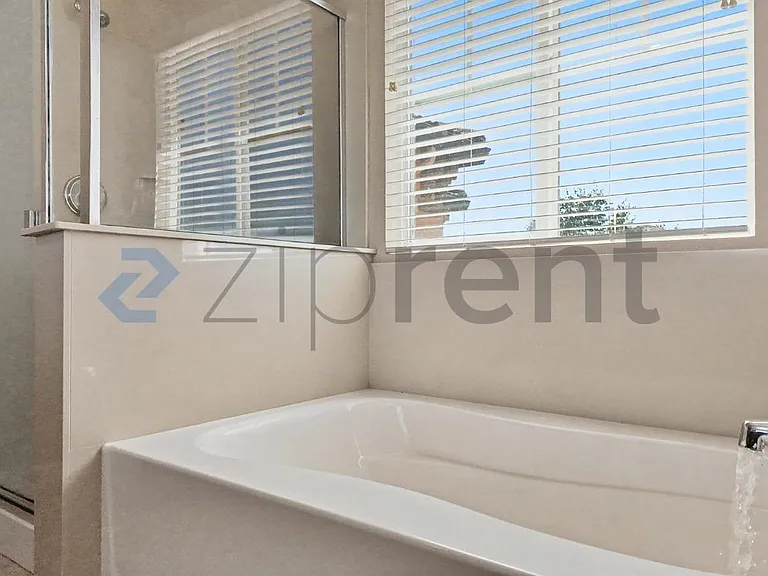 9749 Shanelyn Way — Photo 56