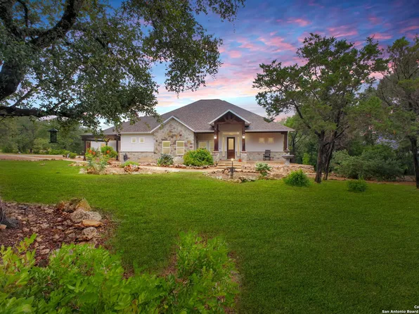 1547 Moon View, New Braunfels, TX 78132