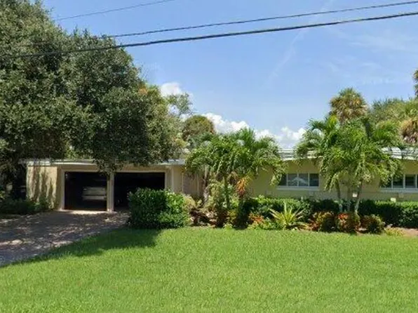 421 Capri Rd, Cocoa Beach, FL 32931
