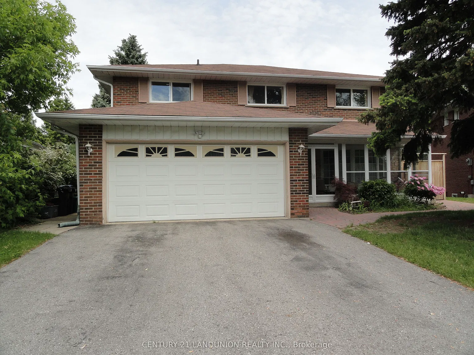 2 bed, $2,100 — Photo 1