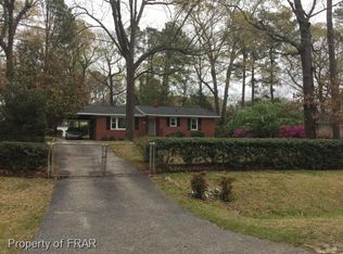 4332 Lakeside Dr, Fayetteville, NC 28311