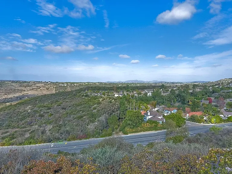 2722 La Golondrina St — Photo 23