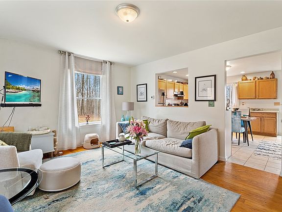 2nd image of 760 E Miller Rd