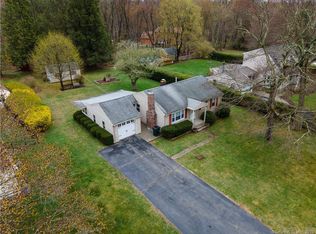 23 Salem Rd, Prospect, CT 06712