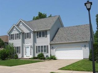2258 Foxboro Ct, Erie, PA 16510