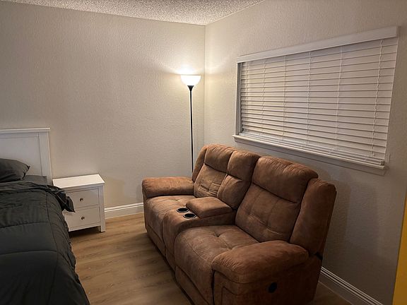 5th image of 4170 Sanderling Cir Unit 470
