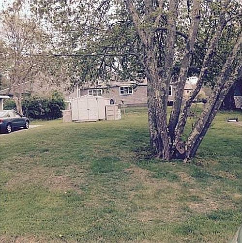 2nd image of 9 Sunset Rd #2