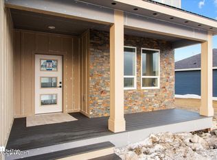 2154 S Sanctuary Dr, Wasilla, AK 99654