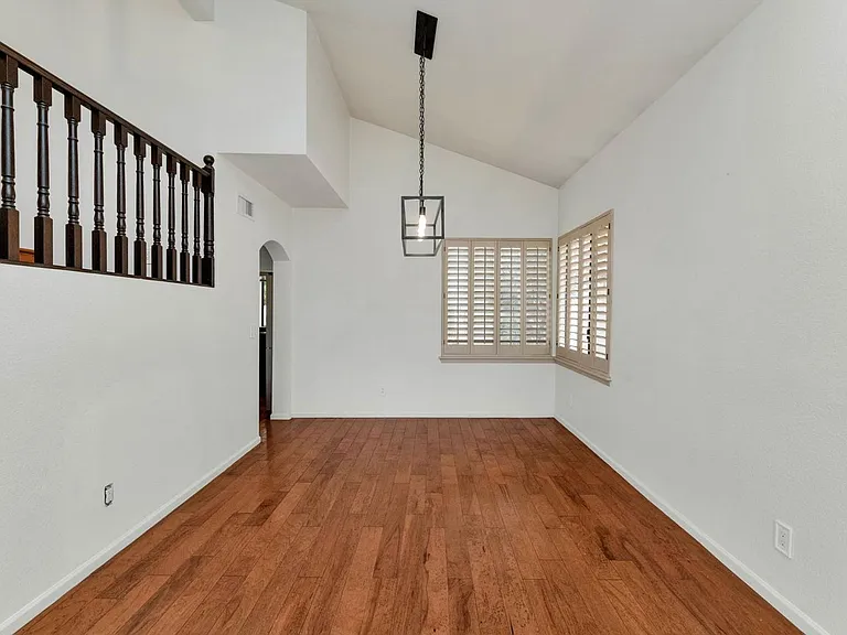 12740 N 94th Pl — Photo 3