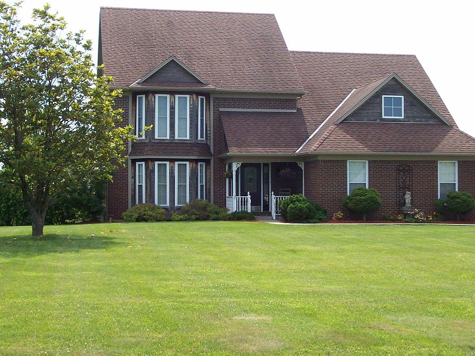 1st image of 427 Colony Dr